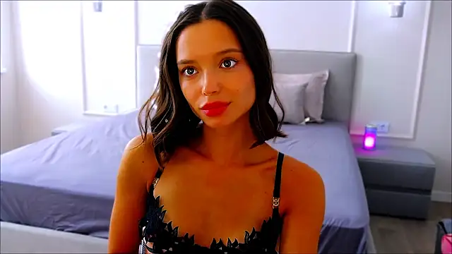 Snapshot of wow_Mia chatting on 22, 3, 2025 wow Mia online show from 22, 3, 2025