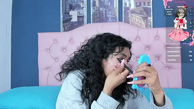 Snapshot of Applehot_LRR chatting on 4, 3, 2025 Applehot LRR online show from 4, 3, 2025