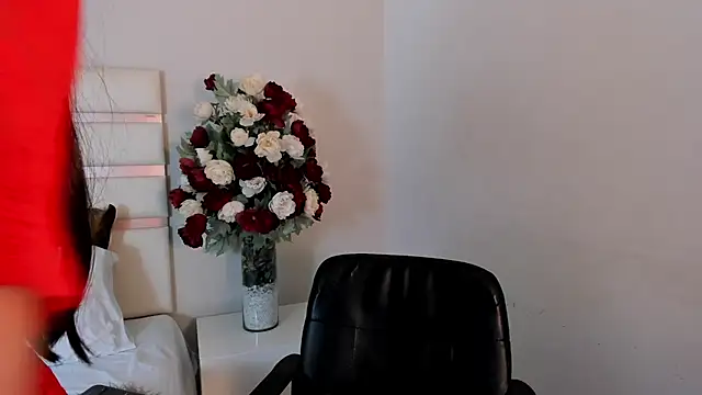 CamilaSofiia online show from 20, 2, 2025