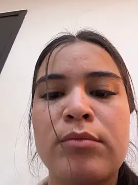 CamilaSofiia online show from 8, 3, 2025