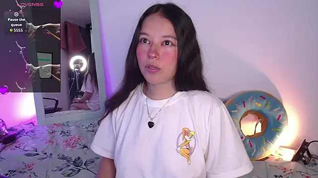 Snapshot of Lexie_Thompson10 chatting on 25, 10, 2025 Lexie Thompson10 online show from 25, 10, 2025