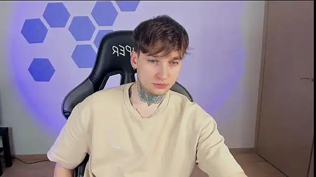 Chris Tyson online show from 22, 1, 2025