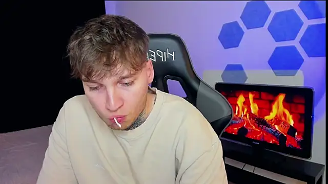 Chris Tyson online show from 16, 2, 2025