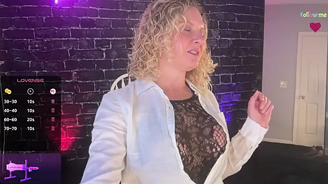 AmberJade AmJ online show from 2, 7, 2026