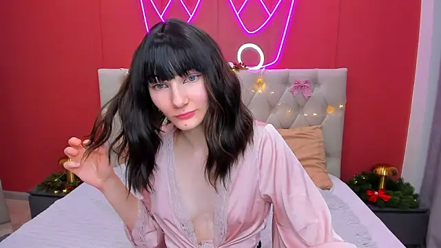 Snapshot of Lili_flowerr chatting on 7, 1, 2025 Lili flowerr online show from 7, 1, 2025