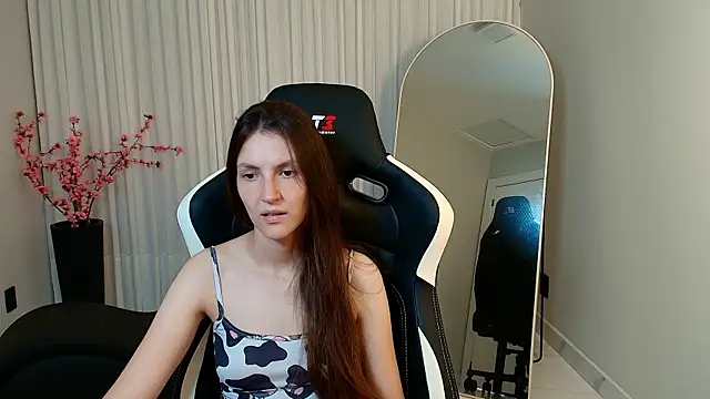 upssnowy online show from 10, 10, 2025