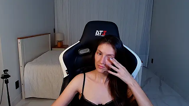 upssnowy online show from 8, 3, 2026