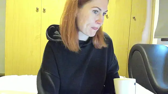 Snapshot of Sheandhim23 chatting on 5, 2, 2025 Sheandhim23 online show from 5, 2, 2025