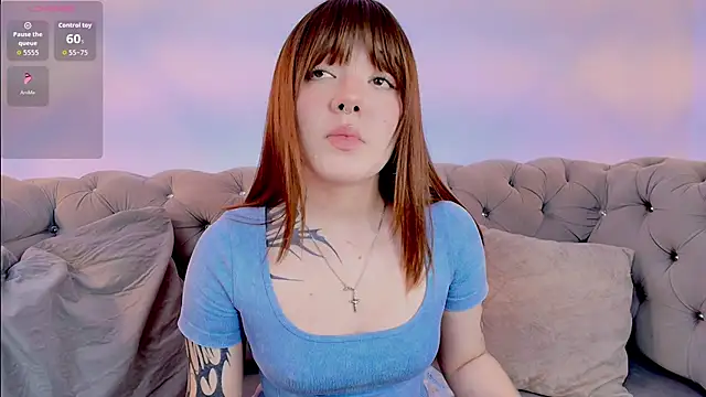 Snapshot of Fluffy_Bubble21 chatting on 10, 9, 2025 Fluffy Bubble21 online show from 10, 9, 2025