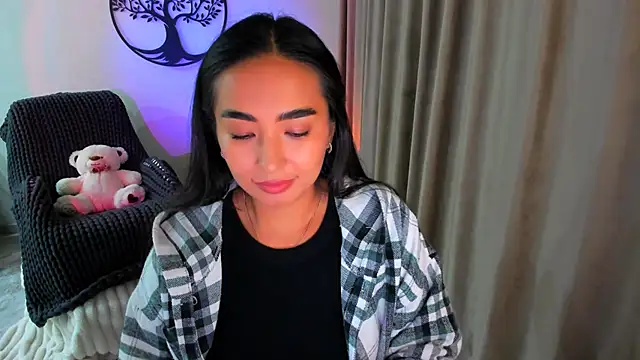 worldofkim online show from 8, 10, 2025