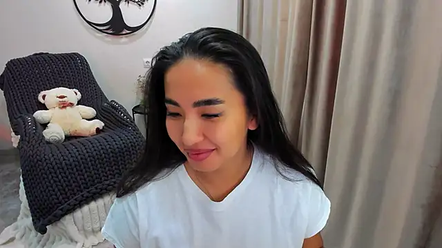 worldofkim online show from 22, 10, 2025