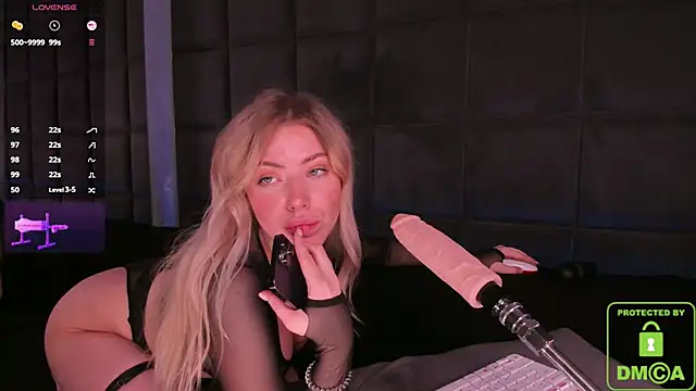 Snapshot of NateHalll chatting on 8, 3, 2025 NateHalll online show from 8, 3, 2025