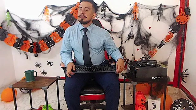 Snapshot of KalethBigDick chatting on 23, 10, 2025 KalethBigDick online show from 23, 10, 2025