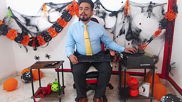 Snapshot of KalethBigDick chatting on 29, 10, 2025 KalethBigDick online show from 29, 10, 2025