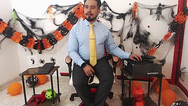 Snapshot of KalethBigDick chatting on 30, 10, 2025 KalethBigDick online show from 30, 10, 2025