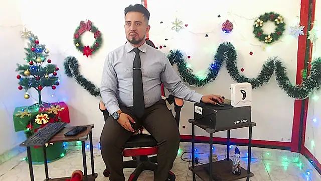 Snapshot of KalethBigDick chatting on 27, 11, 2025 KalethBigDick online show from 27, 11, 2025