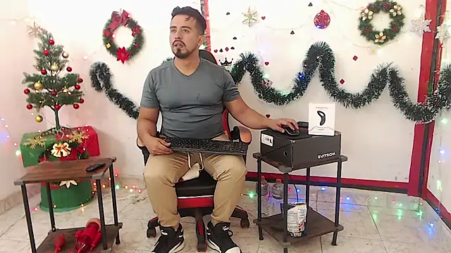 Snapshot of KalethBigDick chatting on 1, 12, 2025 KalethBigDick online show from 1, 12, 2025