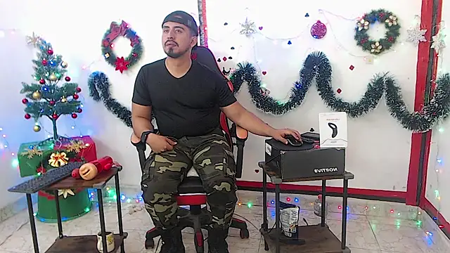 Snapshot of KalethBigDick chatting on 3, 12, 2025 KalethBigDick online show from 3, 12, 2025