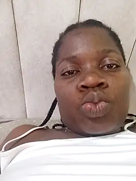 Snapshot of pearl7979 chatting on 8, 12, 2024 pearl7979 online show from 8, 12, 2024