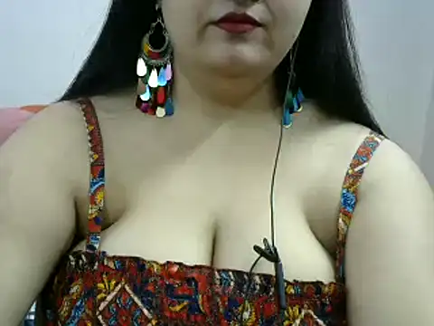 Snapshot of Shruti_139 chatting on 3, 12, 2024 Shruti 139 online show from 3, 12, 2024
