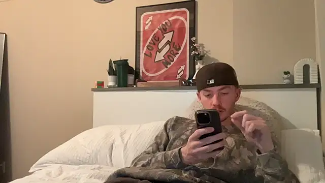 Snapshot of younghungginger chatting on 4, 1, 2025 younghungginger online show from 4, 1, 2025