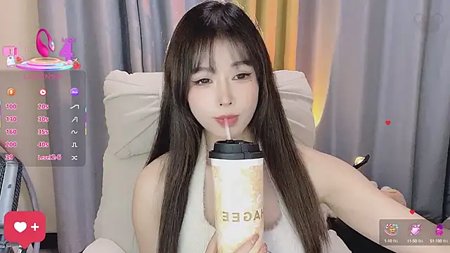 Snapshot of 7-Love chatting on 25, 9, 2025 7-Love online show from 25, 9, 2025