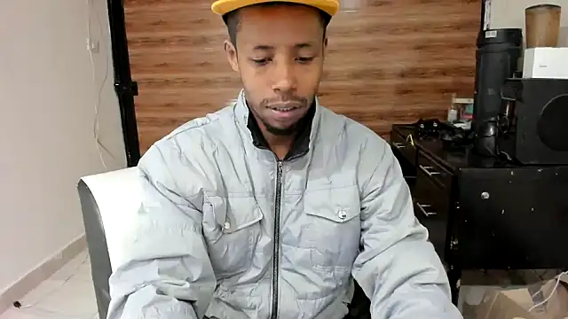 Snapshot of AlejoKhalifa_ chatting on 26, 1, 2025 AlejoKhalifa online show from 26, 1, 2025