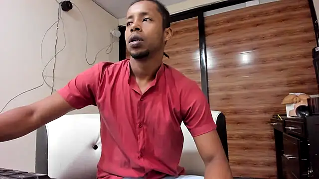 Snapshot of AlejoKhalifa_ chatting on 3, 2, 2025 AlejoKhalifa online show from 3, 2, 2025