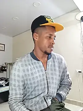 Snapshot of AlejoKhalifa_ chatting on 9, 3, 2025 AlejoKhalifa online show from 9, 3, 2025