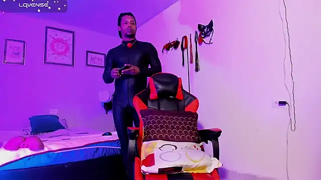 Snapshot of AlejoKhalifa_ chatting on 7, 10, 2025 AlejoKhalifa online show from 7, 10, 2025