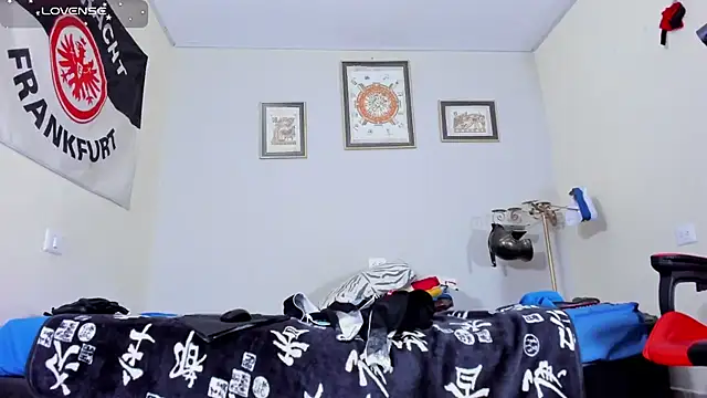 AlejoKhalifa  online show from 26, 10, 2025