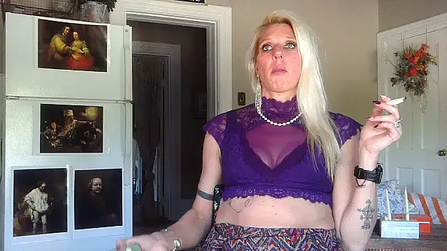 Snapshot of Glamazonx chatting on 17, 10, 2025 Glamazonx online show from 17, 10, 2025