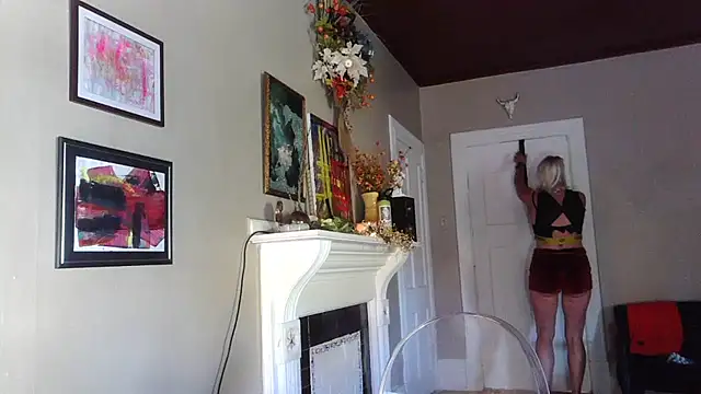 Snapshot of Glamazonx chatting on 25, 10, 2025 Glamazonx online show from 25, 10, 2025