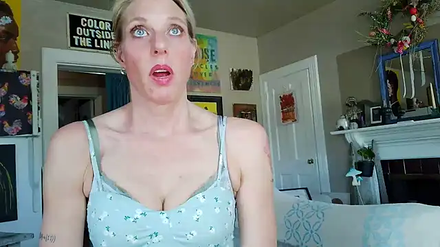 Glamazonx online show from 12, 2, 2026