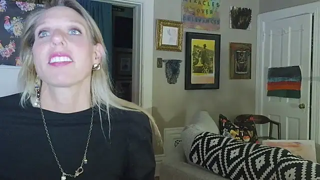 Glamazonx online show from 1, 4, 2026