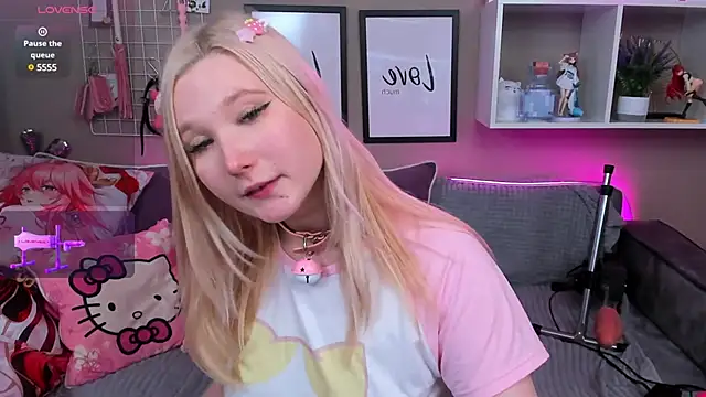 Snapshot of MeowkaKitty chatting on 27, 1, 2025 MeowkaKitty online show from 27, 1, 2025