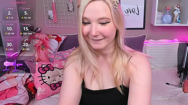 Snapshot of MeowkaKitty chatting on 3, 2, 2025 MeowkaKitty online show from 3, 2, 2025