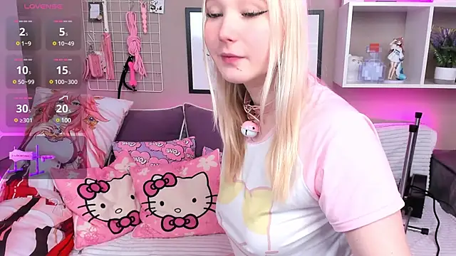 Snapshot of MeowkaKitty chatting on 23, 2, 2025 MeowkaKitty online show from 23, 2, 2025