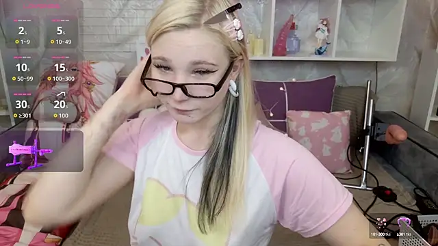 Snapshot of MeowkaKitty chatting on 30, 9, 2025 MeowkaKitty online show from 30, 9, 2025