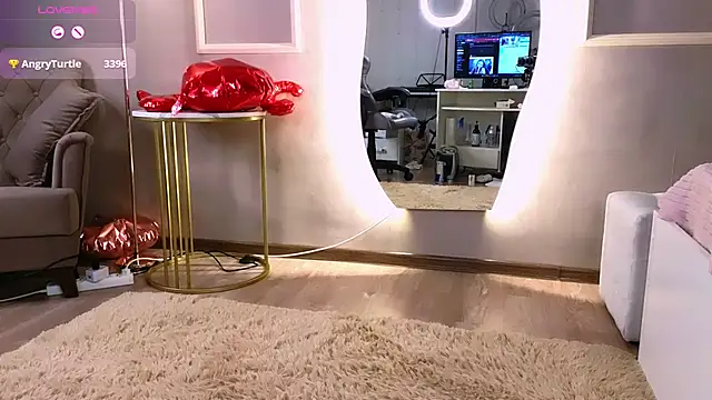 Britney Lynch online show from 11, 2, 2025