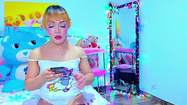 Candy Candy   online show from 5, 4, 2026