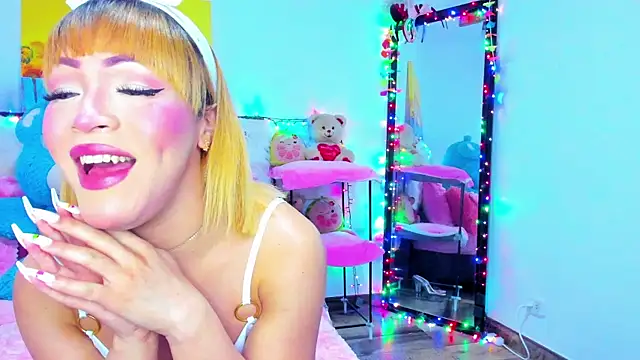 Snapshot of Candy_Candy__ chatting on 17, 5, 2026 Candy Candy online show from 17, 5, 2026
