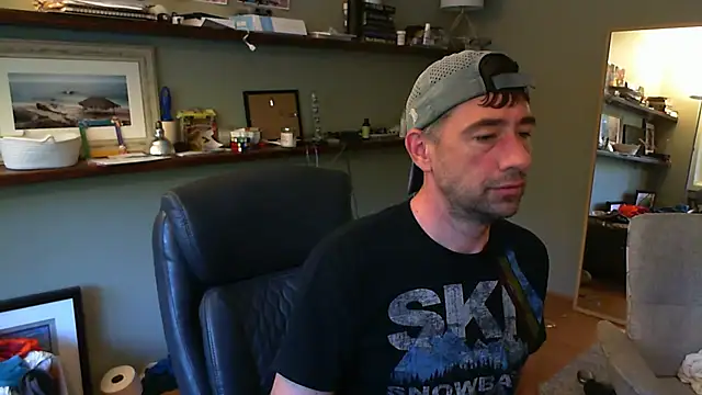 Snapshot of jackaslice chatting on 14, 10, 2025 jackaslice online show from 14, 10, 2025