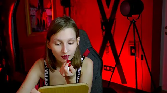 EllaHorton online show from 19, 3, 2026