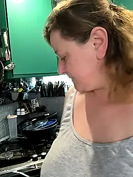 jusichka online show from 9, 2, 2025