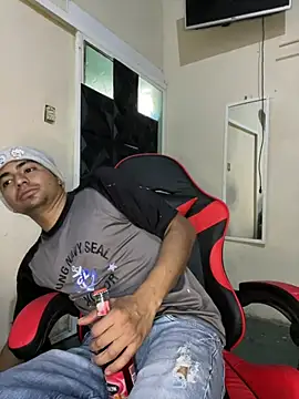 yObal-hot online show from 25, 3, 2026