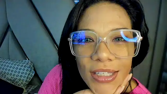 paula daniela1 online show from 1, 3, 2025