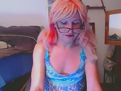 LorenJade online show from 19, 5, 2026