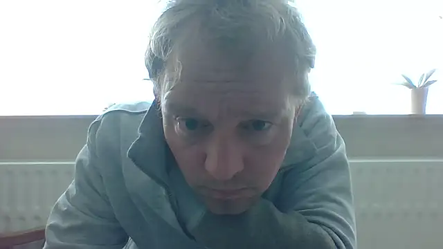 Snapshot of bertolini chatting on 28, 4, 2026 bertolini online show from 28, 4, 2026