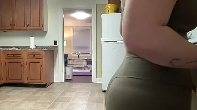 Snapshot of sexylilly69 chatting on 13, 2, 2025 sexylilly69 online show from 13, 2, 2025